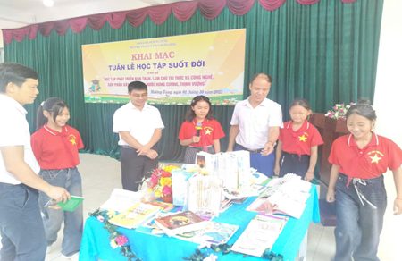 Khai mạc Tuần lễ hưởng ứng học tập suốt đời