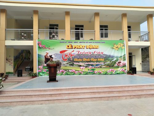 TẾT TRỒNG CÂY TẠI XÃ MƯỜNG TÙNG: ƯƠM MẦM XANH CHO TƯƠNG LAI
