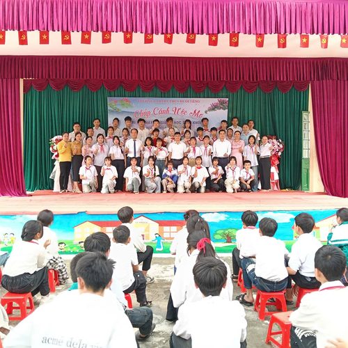 TRI ÂN THẦY CÔ GIÁO – CHẮP CÁNH ƯỚC MƠ TUỔI 15